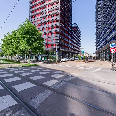 Red Sky - Studio Presquile Malraux Avec Terrasse Strasbourg Exterior photo